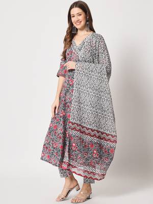 Grey cotton hand printed  kurta set 2