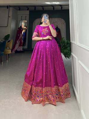 Women's Paithani With Jacquard Silk Long Gown 1