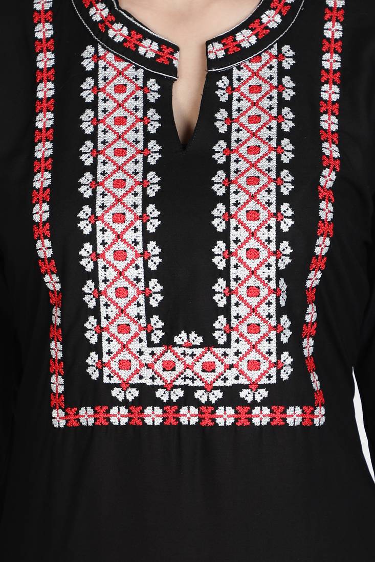 Black embroidered rayon kurta-sets