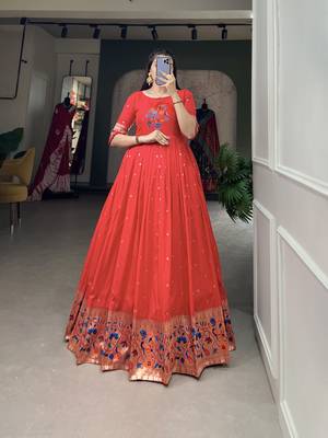 Women's Paithani With Jacquard Silk Long Gown 1