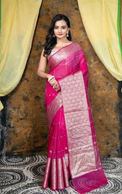 Pink organza saree with square motifs and ambi jaal border 1