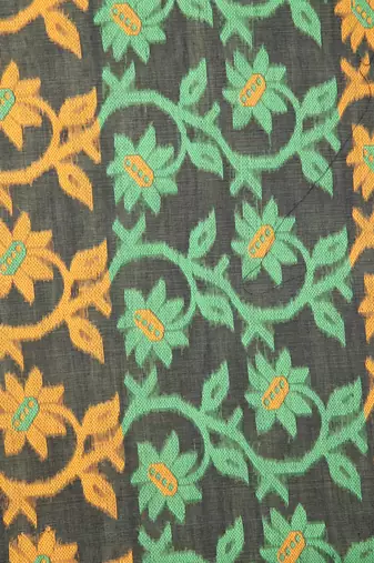 Green Hand Woven Pure Cotton Saree Without Blouse