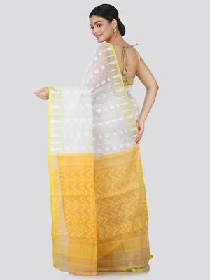 White Hand Woven Pure Cotton Saree Without Blouse 3