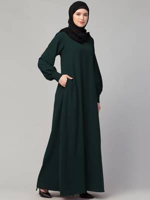 Women's inner abaya with side pockets and cuff sleeves 4