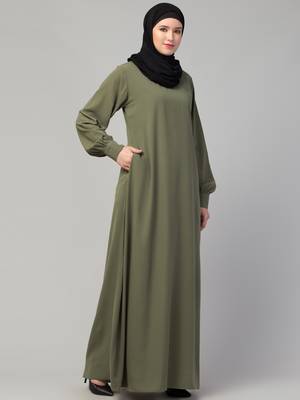 Women's inner abaya with side pockets and cuff sleeves 4