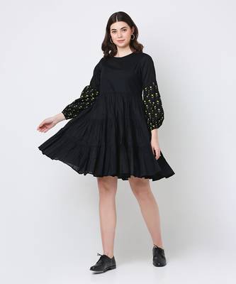 Black flora dress 1