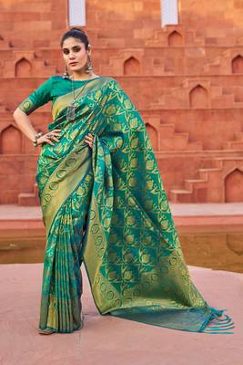 Green Subhi silk Bland Zari weaving Pallu Border saree with Blouse 1