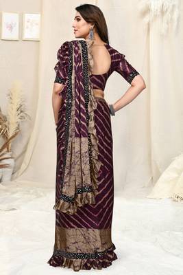 Wine chiffon laheriya print sequence lace border saree with unstitched blouse piece 4