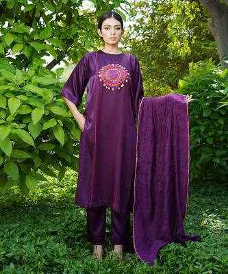 Purple embroidered jamini kurta set 1