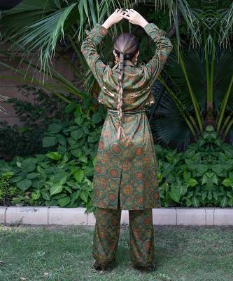 Green panna printed jacket set 4