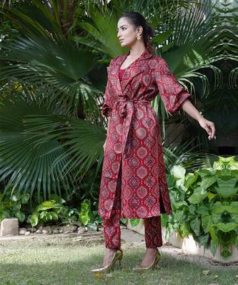 Maroon surkh  printed jacket set 3