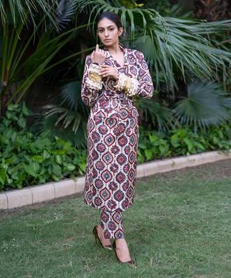 Kafoori trench coat 1