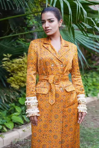 Sunehri trench coat