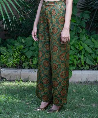 Green printed panna pants 2