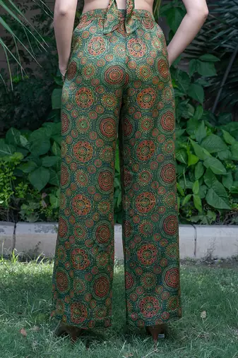 Green printed panna pants