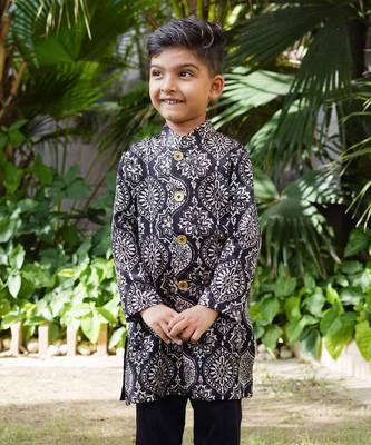 Black printed silk sherwani 2