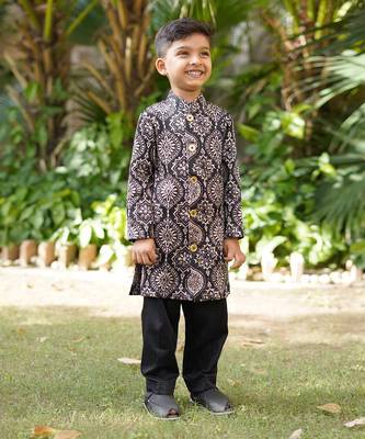 Black printed silk sherwani 4