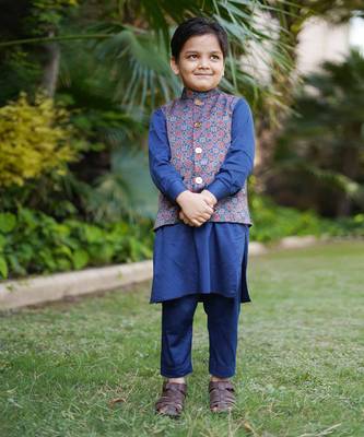 Navy blue printed silk kurta set 1