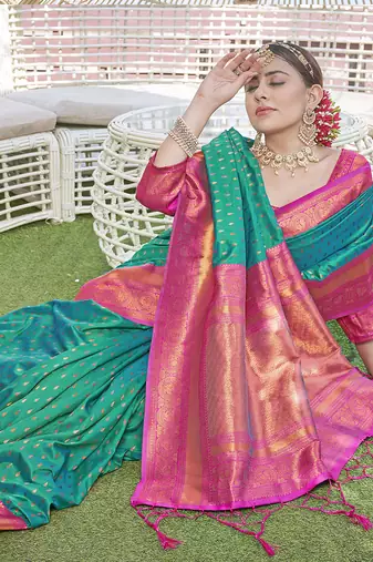 Green Contrast 1000 Butti Zari Woven Paithani Silk Blend Saree