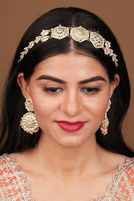 Festive Kundan Gold Plated Sheeshphool Set with Earrings 6