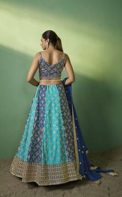 TURQUOISE BLUE SEQUINS EMBROIDERED GEORGETTE DESIGNER BRIDAL WEDDING & PARTY WEAR FESTIVAL SEMI STITCHED LEHENGA 3