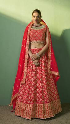 RED SEQUINS EMBROIDERED GEORGETTE DESIGNER BRIDAL WEDDING & PARTY WEAR FESTIVAL SEMI STITCHED LEHENGA 1