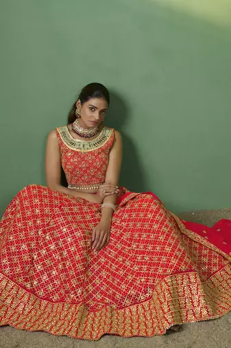 RED SEQUINS EMBROIDERED GEORGETTE DESIGNER BRIDAL WEDDING & PARTY WEAR FESTIVAL SEMI STITCHED LEHENGA