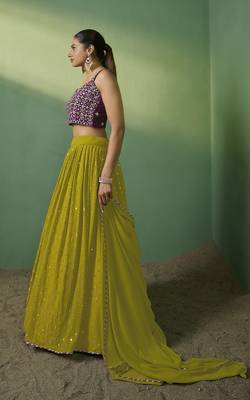 GREEN SEQUINS EMBROIDERED GEORGETTE DESIGNER BRIDAL WEDDING & PARTY WEAR FESTIVAL SEMI STITCHED LEHENGA 4