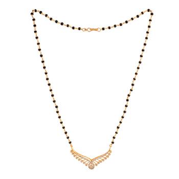 Crystal mangasutra short with diamond pendant and matching earrings on egram gold 4