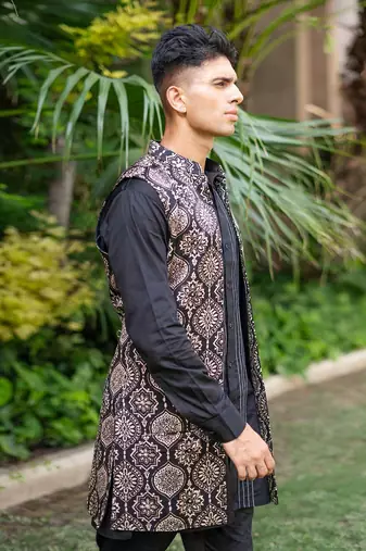 Black printed surmayi  kurta sets