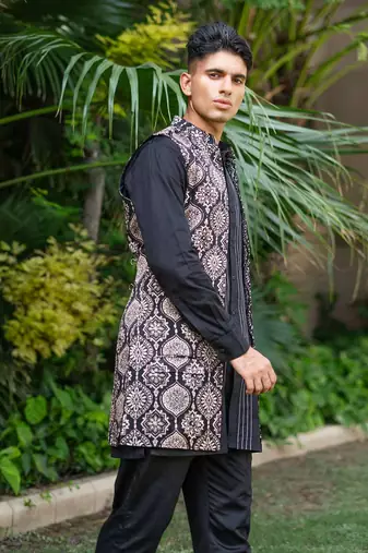 Black printed surmayi  kurta sets