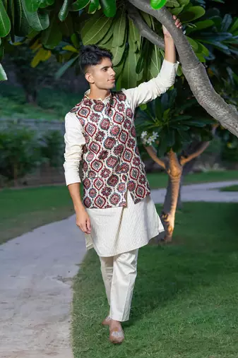 Off white printed kafoori  kurta sets