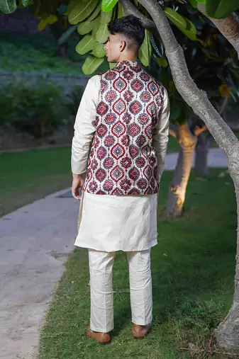 Off white printed kafoori  kurta sets