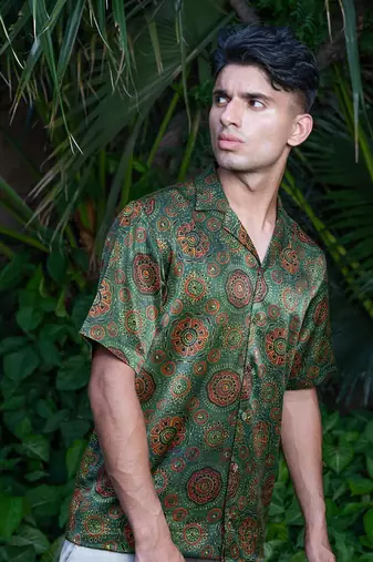 Green printed panna shirt