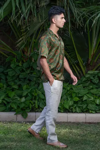 Green printed panna shirt