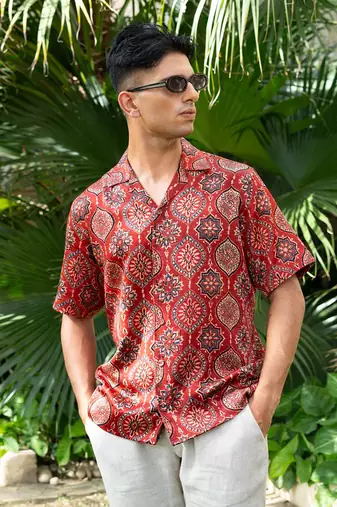 Maroon printed surkh shirts