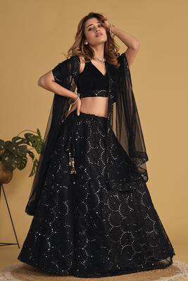 BLACK SEQUINS & THREAD EMBROIDERED NET DESIGNER BRIDAL WEDDING & PARTY WEAR FESTIVAL SEMI STITCHED LEHENGA 1