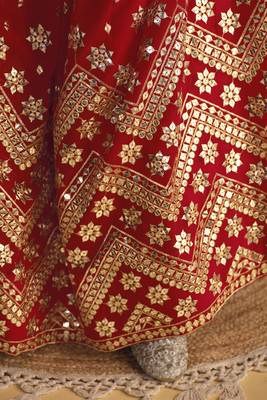 RED SEQUINS & ZARI EMBROIDERED GEORGETTE DESIGNER BRIDAL WEDDING & PARTY WEAR FESTIVAL SEMI STITCHED LEHENGA 7