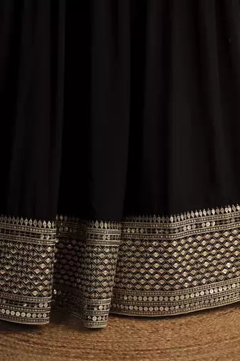 BLACK SEQUINS & ZARI EMBROIDERED GEORGETTE DESIGNER BRIDAL WEDDING & PARTY WEAR FESTIVAL SEMI STITCHED LEHENGA