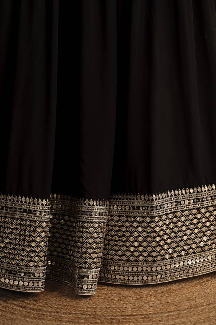 BLACK SEQUINS & ZARI EMBROIDERED GEORGETTE DESIGNER BRIDAL WEDDING & PARTY WEAR FESTIVAL SEMI STITCHED LEHENGA