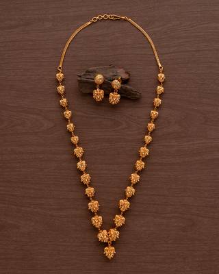 Golden flower necklace and earrings set red matt finish 2
