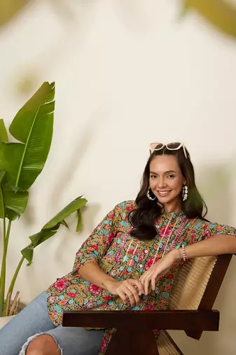 Winered women multicolor floral print front opening tunic