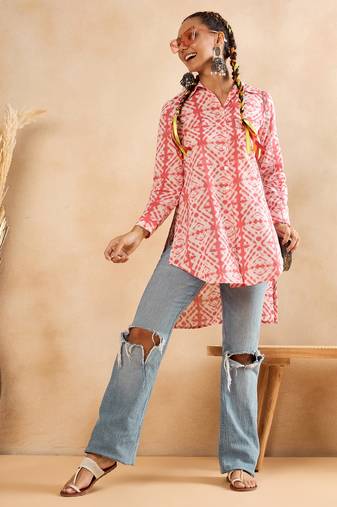 Winered womentie dye hi-low shirt with pocket detailing