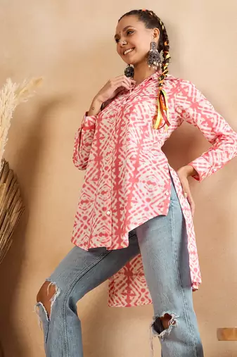 Winered womentie dye hi-low shirt with pocket detailing
