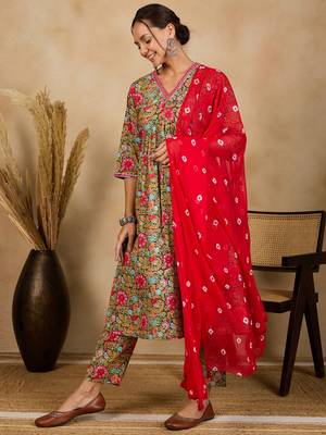 Winered woman navy blue floral print neck embroidery naira cut kurta, pant & dupatta 3