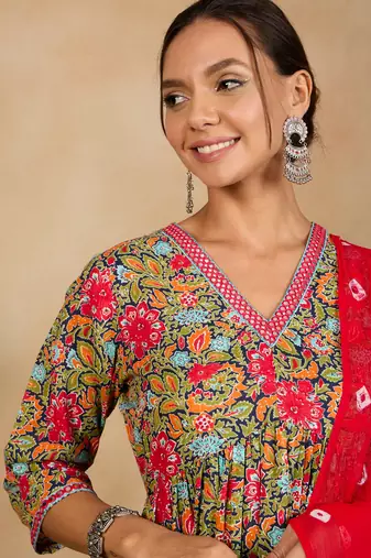 Winered woman navy blue floral print neck embroidery naira cut kurta, pant & dupatta