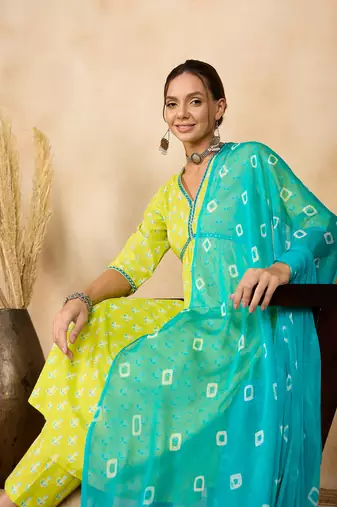 Winered woman green printed mirror work naira-cut kurta dupatta set