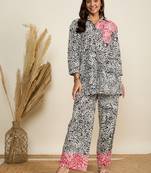 Winered woman black & red color-blocking co-ord set