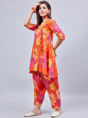Winered woman orange floral print angrakha co-ord set 4