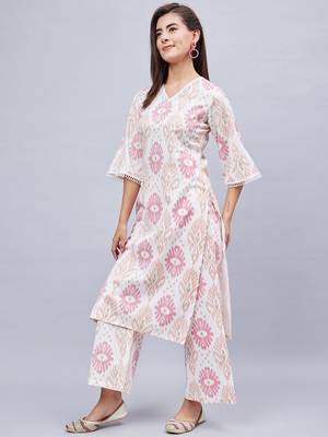 Winered woman white geometric print neck lace detailing kurta set 3